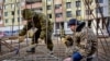Муҳоҷирон бояд аз куҷо нафақа гиранд? Тоҷикистон ё Русия? 