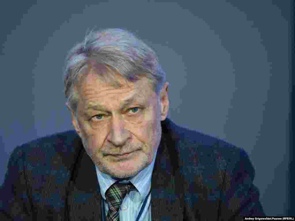 Дмитрий Орешкин Роман 