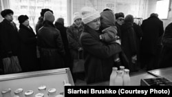 Фотожурналист Сергей Брушко снял будни Беларуси 1980–1990-х. Изображения не всем пришлись по нраву