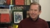 Вацлав Гавел (1936–2011) – чеський політик та громадський діяч, дисидент, критик комуністичного режиму, драматург та есеїст. Був останнім президентом Чехословаччини (1989–1992) та першим президентом Чехії (1993–2003). Прага, 2009 рік