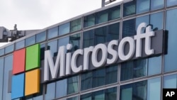 Наприкінці грудня Microsoft повідомив, що був серед тисяч компаній, які знайшли проблеми у своїх системах