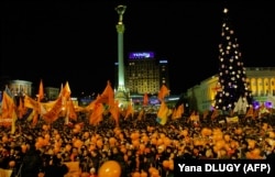 Помаранчева революція. Київ, майдан Незалежності, 28 грудня 2004 року