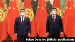 Садыр Жапаров жана Си Цзиньпин.