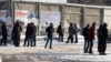 Доходы кыргызстанцев резко упали. Уровень бедности может вырасти 