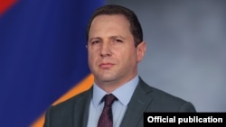 Հայաստանի պաշտպանության նախարար Դավիթ Տոնոյան, արխիվ