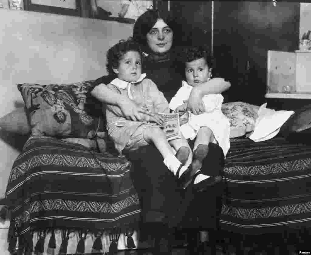 Bu balaca oğlanlar bir də mayın 16-da Marseldə analarına qovuşa bildilər. 