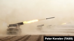 «Очевидно, що ворог хоче посіяти паніку та перешкоджає отриманню гуманітарної допомоги», – зазначає Синєгубов. 