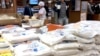 В ашхабадских госмагазинах продают заплесневелую муку