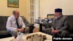 Armenia - Former President Levon Ter-Petrosian hosts Catholicos of All Armenians Garegin II in Yerevan, June 25, 2025.