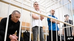 Орус оппозициясынын активисти, маркум Алексей Навальныйдын адвокаттары. 17-январь, 2025-жыл. 