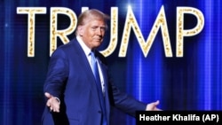 Трамп сказав, що мита на товари з ЄС «безумовно будуть» і що це станеться «досить скоро»