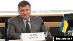 «Закон про амністію повинен стосуватися абсолютно всіх, крім тих, у кого на руках кров», –вважає керівник МВС