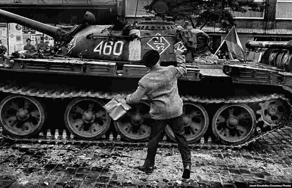 Йозеф Коуделка, альбом "Вторжение-68"