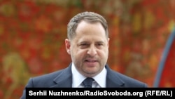 Голова Офісу президента України Андрій Єрмак каже, що сайти зі сфери критичної інфраструктури не постраждали, бо добре захищені