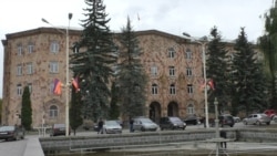 Վանաձորում հերթական անգամ փորձում են ավագանու նիստ գումարել 