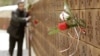 «Гэта плявок у твар», — расейскі гісторык пра стэнд у Катыні аб загінулых у Польшчы чырвонаармейцах