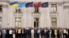 Кримськотатарський прапор перед будівлею МЗС України, 26 червня 2025 року