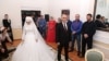 Свадьба состоялась, несмотря на возмущение российской общественности, которое касалось по преимуществу возраста невесты, а также ужасных и варварских «законов гор»