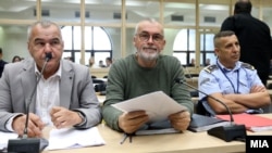 Првоосомничениот за двете убиства Љупчо Палевски – Палчо (во средина