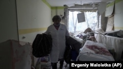 Люди, які залишаються на окупованих територіях, практично відрізані від медичних послуг 