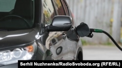 Влада обіцяє стратегічний запас пального, який забезпечить наявність нафтопродуктів на найближчі місяці