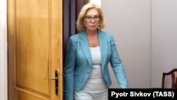 Людмила Денісова вважає: якщо такі факти зафіксовані, тоді вони повинні бути доведені в правовому полі