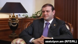 Երևանի քաղաքապետ Տարոն Մարգարյանը հարցազրույց է տալիս «Ազատություն» ռադիոկայանին, արխիվ