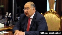 Алишер Усмонов президент Владимир Путинга яқин шахслардан бири қаторида Европа Иттифоқи санкциялари рўйхатига киритилган