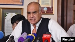 Րաֆֆի Հովհաննիսյան« արխիվ
