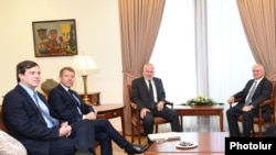 ՀՀ արտգործնախարար Էդվարդ Նալբանդյանն ընդունում է ԵԱՀԿ Մինսկի խմբի համանախագահներին, Երևան, 6-ը հոկտեմբերի, 2017թ.