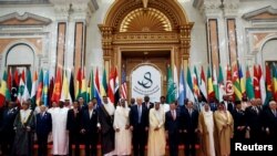 مرکز مقابله با تامین مالی تروریسم در ۲۱ مه ۲۰۱۷ در جریان سفر دونالد ترامپ ، رییس جمهوری آمریکا به عربستان تاسیس شد و هفت عضو دارد.