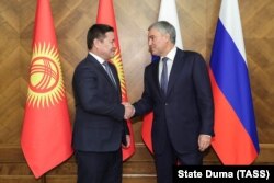 Талант Мамытов и Вячеслав Володин.