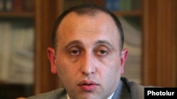 2008 թվականի մարտի 1-ի գործով քննչական խմբի ղեկավար Վահագն Հարությունյանը: