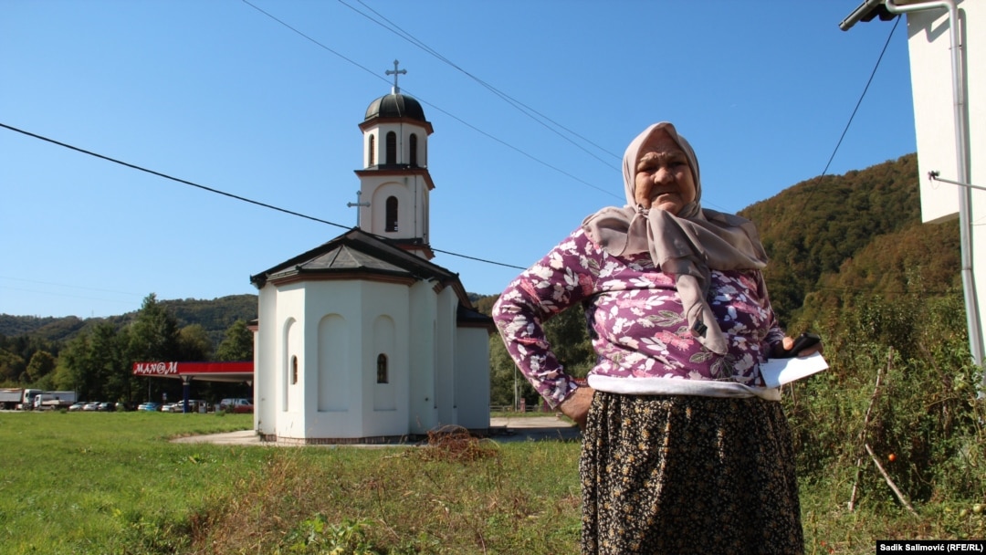 Fata Orlović se od 2000. godine bori da se crkva izmjesti iz njenog dvorišta
