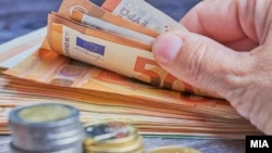 Euro / Money