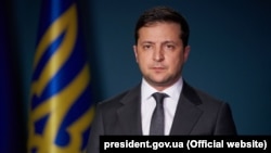 Зеленський: у сучасному світі відчуття нації єдиним цілим виникає не тільки завдяки спільним традиціям, культурі та релігії, а ще й завдяки цінностям, які прийнятні для кожного куточка України